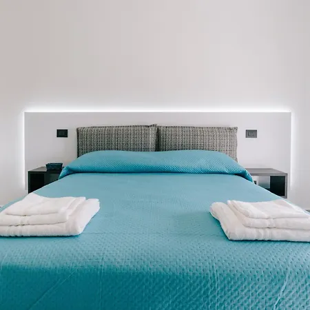 Insonnyroom Couette-café Gioia Tauro