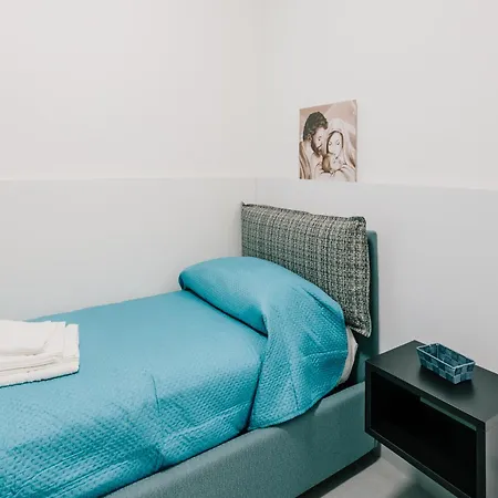 Couette-café Insonnyroom Gioia Tauro